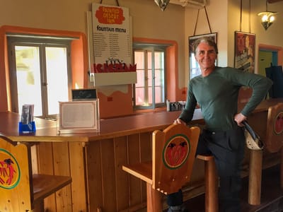 Petrified Forest National Park: Old Diner in the Painted Desert Inn