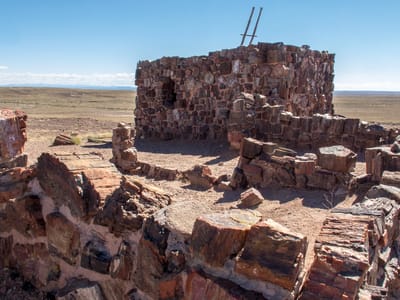 Petrified Forest National Park: Agate House Ruins