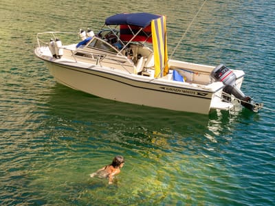 Lake Mead National Recreation Area: Refreshing dip in Cathedral Cove