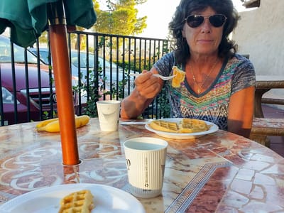 Boulder City, Nevada to Barstow: Last motel breakfast