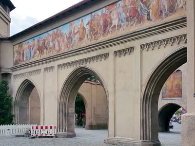 Munich: Isartor Gate