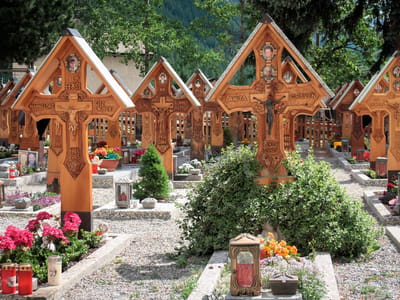 Zermatt and the Matterhorn: Cemetary Roemisch-katholische Kirche Cemetery