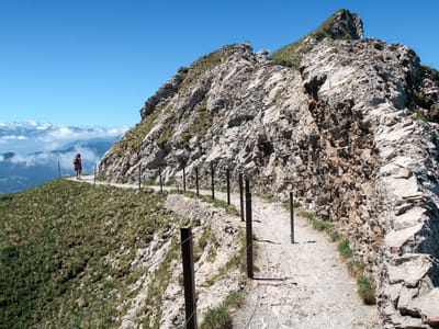 Lucerne: Approach to Tamlishorn