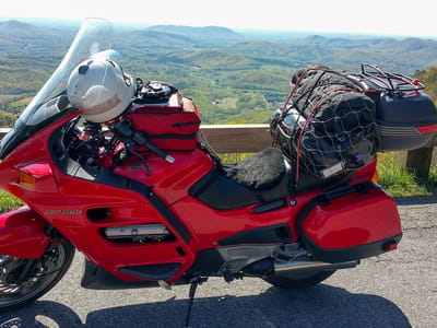 Blue Ridge Parkway to Ashville: ST 1100 at Cumberland Knob Recreation area overlook