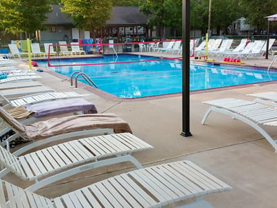 I40 to Oklahoma City: Oaklake Resort Pool