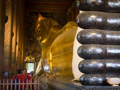 Bangkok: Reclining Buddha's tootsies