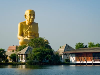 Sukhothai: Golden monk