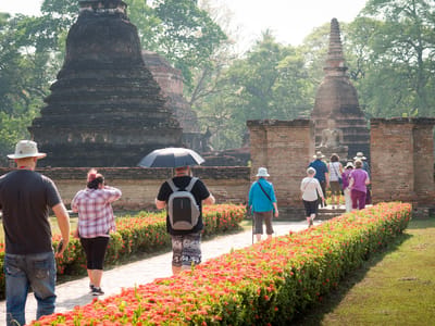 Sukhothai: Gate1 approaches Sukhothai Historical Park