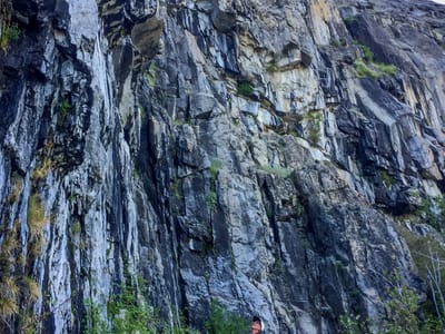 South Lake Tahoe: Herb contemplating Mayhem Cove climbing crag