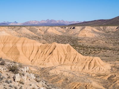 Mohave Road - Fort Piute (mile 23.7) to just shy of Marl Springs (mile 77): Piute Gorge Overlook