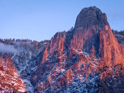 Yosemite Valley: Alpenglow on Sentinel Rock