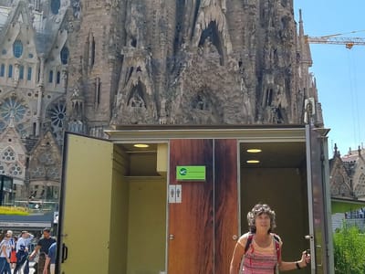 Barcelona: Lolo finishing her tour of the Sagrada Familia