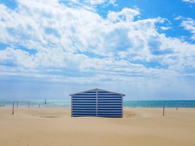 Narbonne Plage: Strolling along the Narbonne Plage