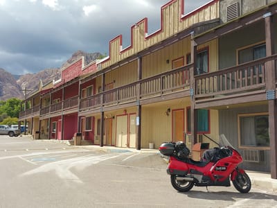 US93 to Las Vegas: ST1100 in Bonnie Springs Ranch