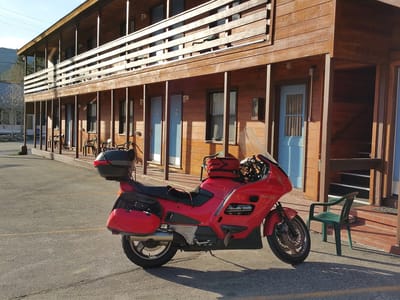 US395 to June Lake: June Lake Villager Porch