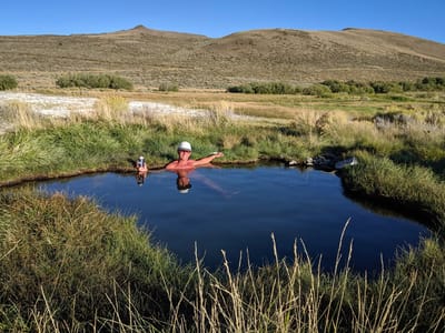 Hart Mountain Wildlife Refuge: Herb enjoying the natural hot spring