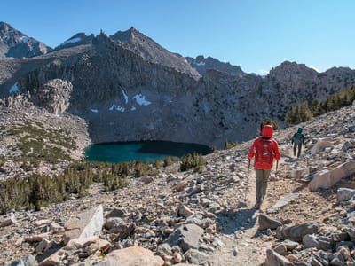 Bishop: Hiking down from Kearsarge Pass