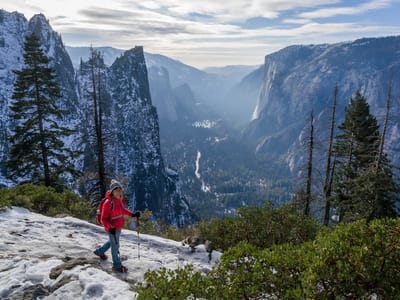 Yosemite Valley: Hiking down from Glacier Point