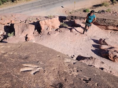 Moab: Poison Spider Mesa Dinosaur Tracks