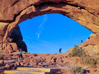 Moab: North Window Arch