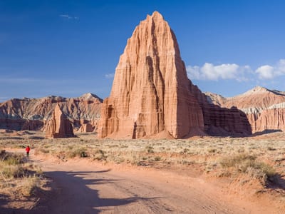 Cathedral Valley Loop (Capitol Reef National Park): Temples of the Sun and Moon