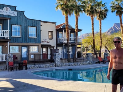 Anza-Borrego State Park: Palm Canyon Resort - Wild West theme