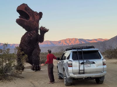 Anza-Borrego State Park: Herb showing this old dinosaur who's boss