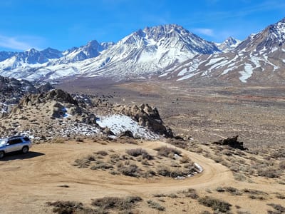 Bishop: The view atop a hill in the Buttermilks
