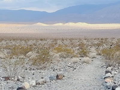 Death Valley: The start of the trail to the distant Panamint dunes