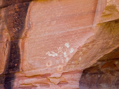 Canyon de Chelly: Pictograph with my favorite Kokopelli