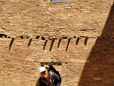 Chaco Canyon: Doors pretty small in Pueblo Bonito