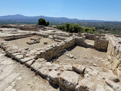 Crete: Ruins at Phaistos palace complex