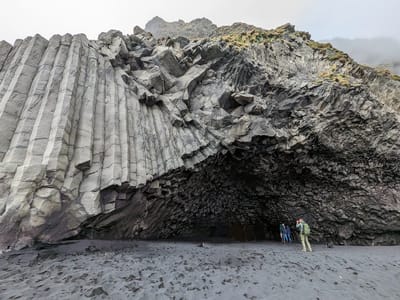 Vik - Dyrhólaey and Reynisfjara Black Sand Beach: Hálsanefshellir Cave