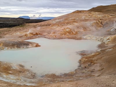 Lake Mývatn Geothermal Area: Along the Leirhnjukur lava field trail