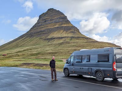 Snæfellsnes Peninsula - Grundarfjörður (Kirkjufell): Early morning empty parking lot