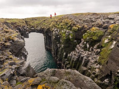 Snæfellsnes Peninsula - Arnastapi: Eystrigjá, the famous natural stone bridge