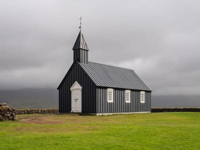 Snæfellsnes Peninsula - Búðakirkja: Búðakirkja