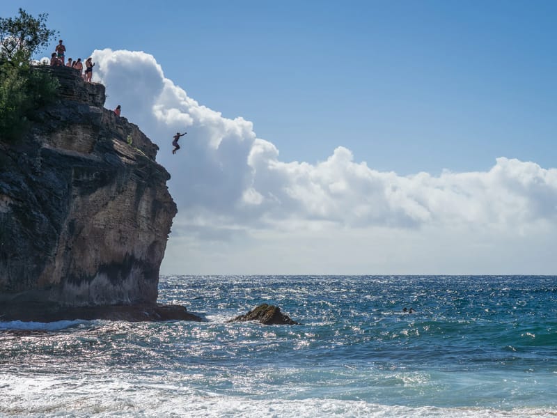 Jumpers at Shipwreck Beach