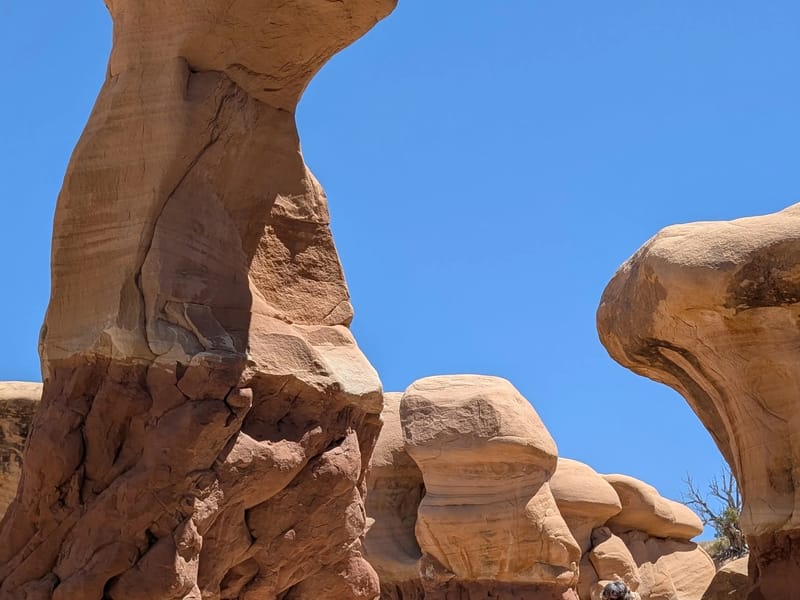 Metate Arch in Devil's Garden
