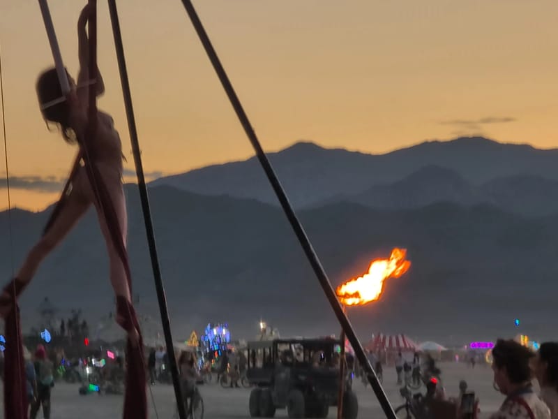 Silk acrobatics at Treble Maker