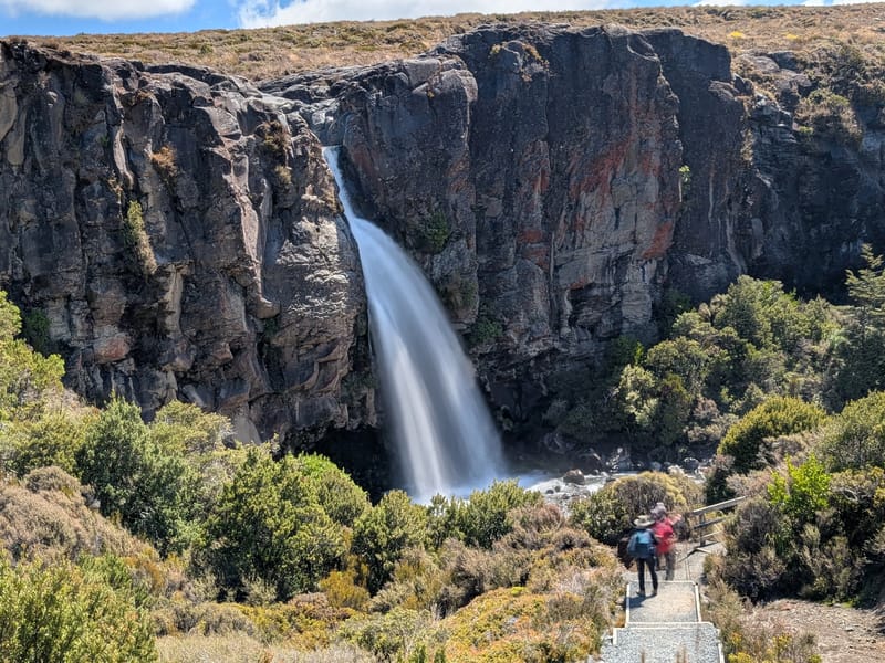 Back to Taranaki Falls