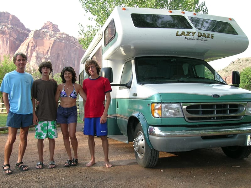 Family with the Lazy Daze at the Fruita Campground