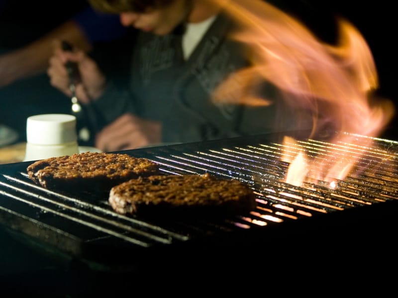 Burgers on Weber with Tom - AJG