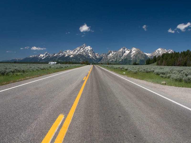 Road up to Tetons