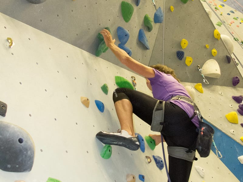 Lolo Climbing the Overhang at Stone Gardens
