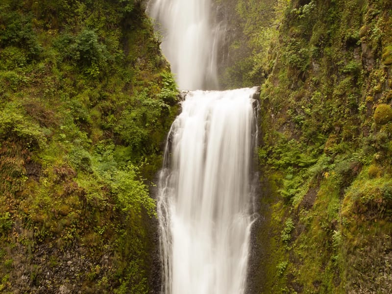 Multnomah Falls with Benson Bridge