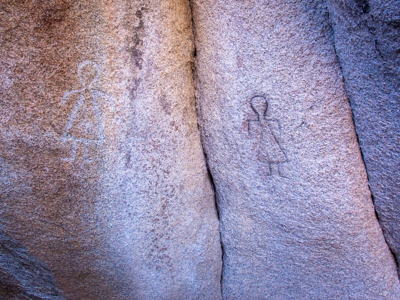Barker Dam Petroglyphs