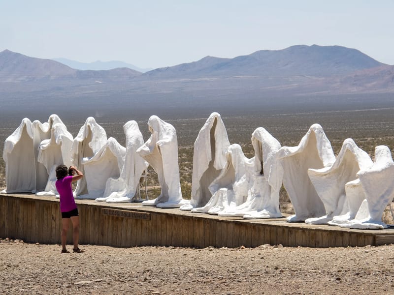 Lolo with Szukalski’s "Last Supper"