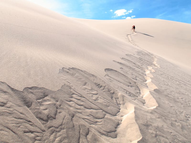 Making the dunes sing