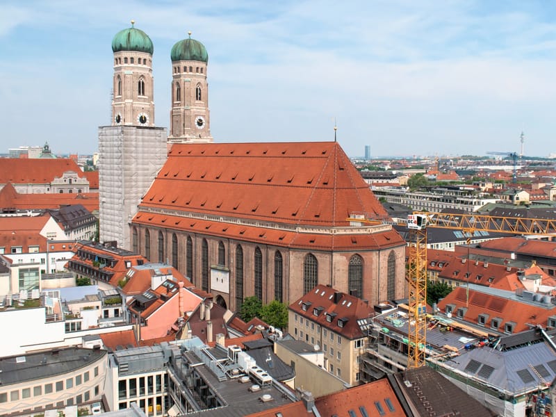 Frauenkirche from atop the Neues Rathaus